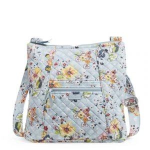 Vera Bradley Zip Top Hipster in Floating Garden Print